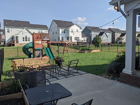 Back patio with gas grill line