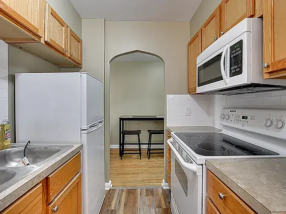 4611 Wakeley St #1 — Photo 4