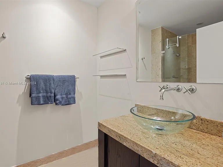 2442 Fisher Island Dr #5402 — Photo 28