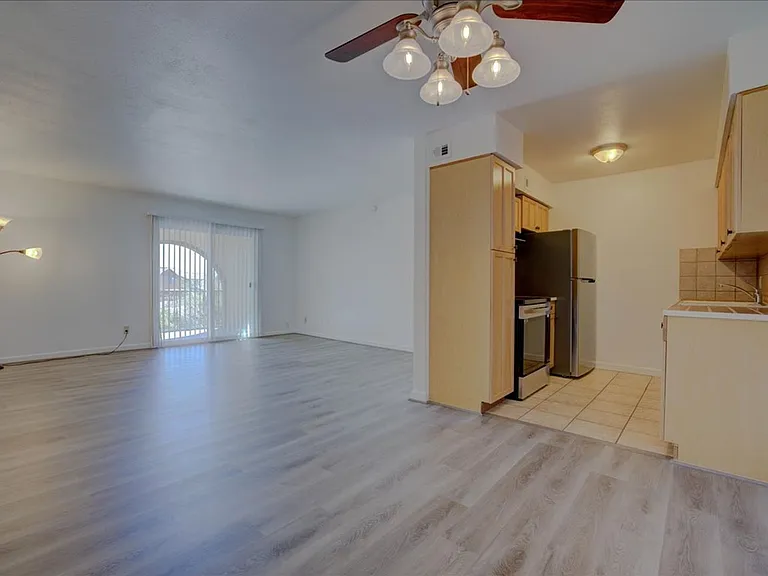 6312 N Barcelona Ln #608 — Photo 5