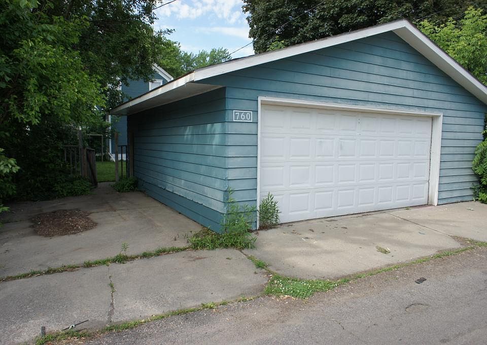 1st image of 760 Van Buren Ave