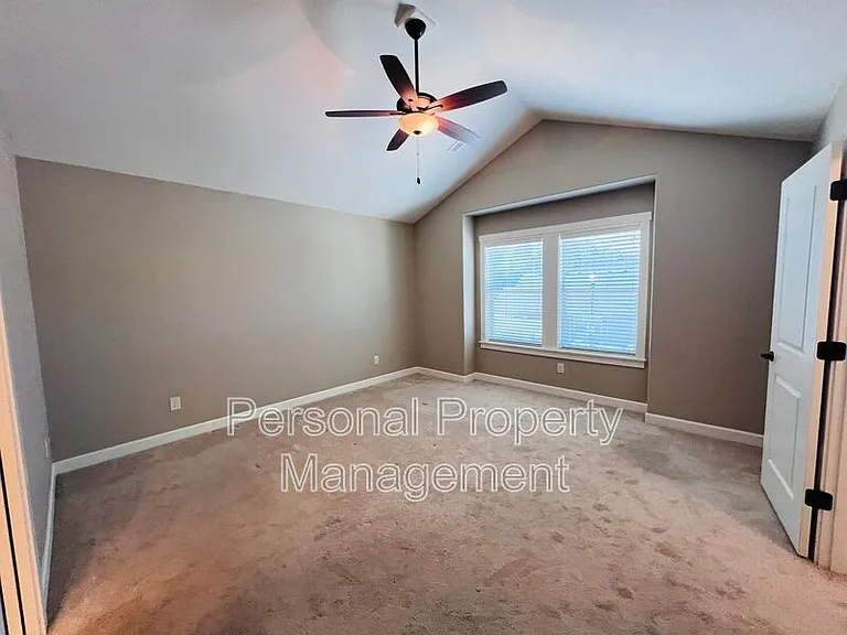 4307 NW Sage Loop — Photo 14