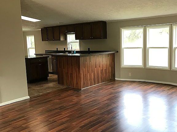 5th image of 13275 Harbor Dr