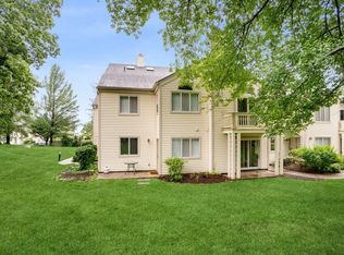 39 Arbor Way, Peekskill, NY 10566