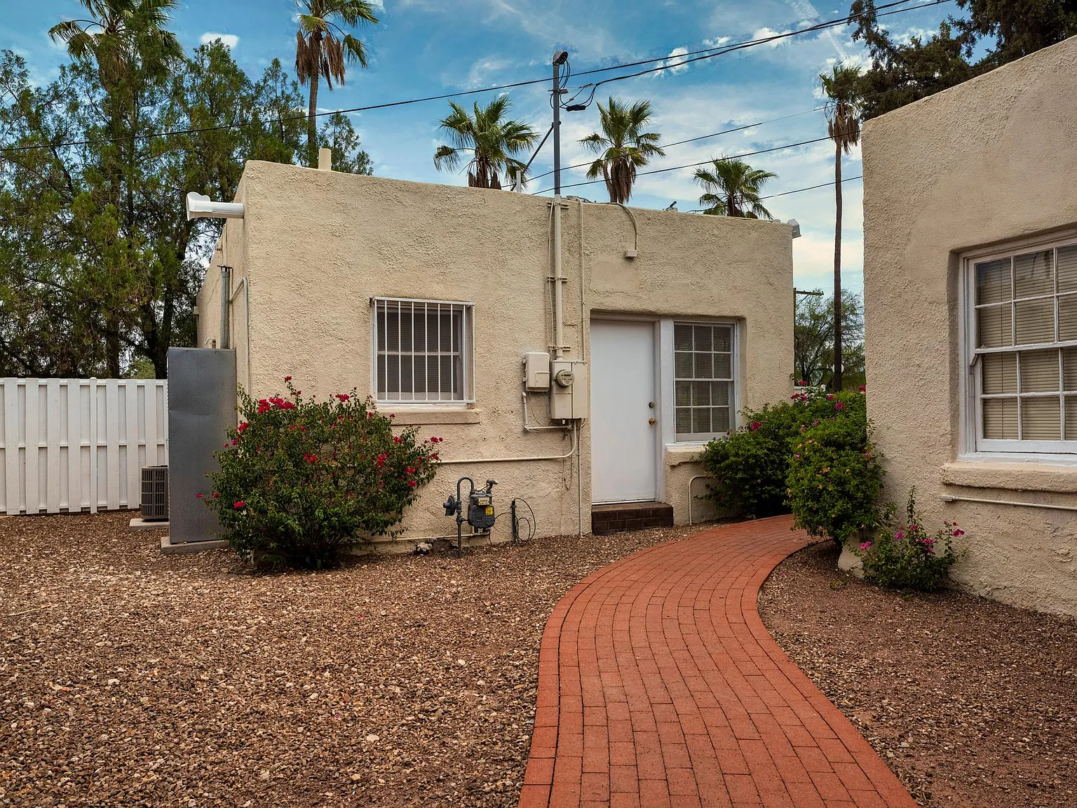 1 bed, 750 sqft, $1,400 — Photo 3