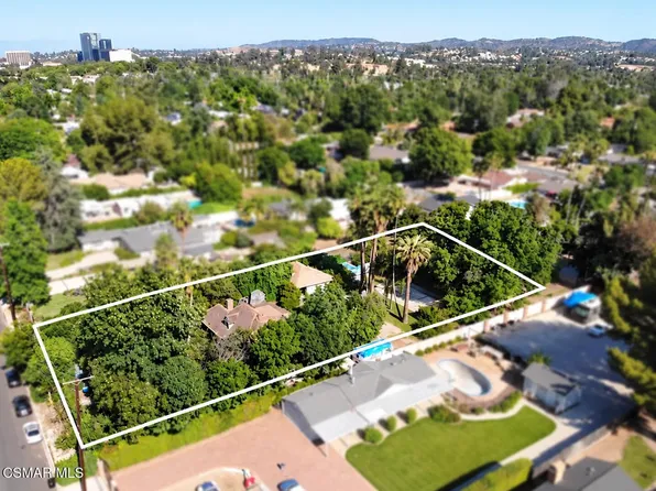 22722 Erwin St, Woodland Hills, CA 91367