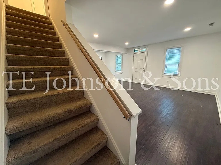 4309 Walnut Hollow Dr — Photo 15
