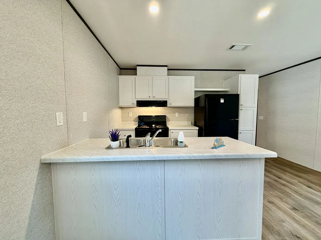 Suncoast MH & RV Resort — Photo 4