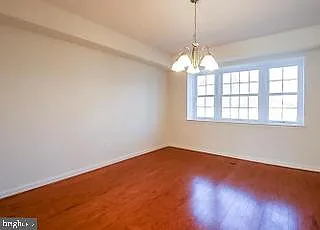 13145 Melville Ln — Photo 4