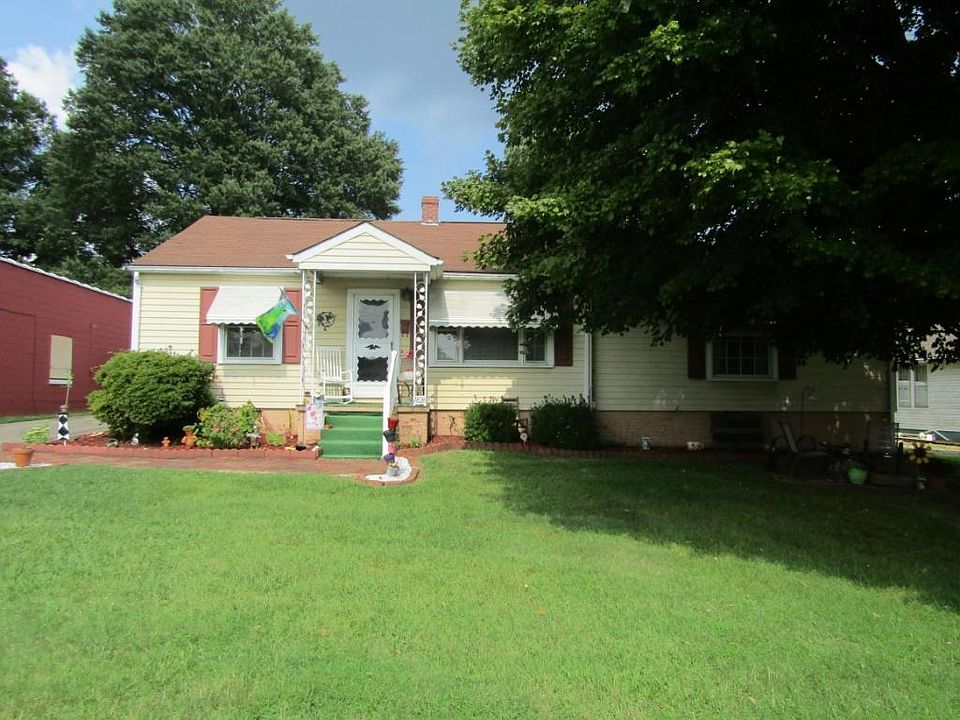 1st image of 1826 E Webb Ave