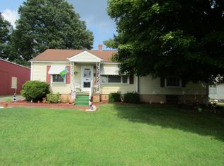 1826 E Webb Ave, Burlington, NC 27217