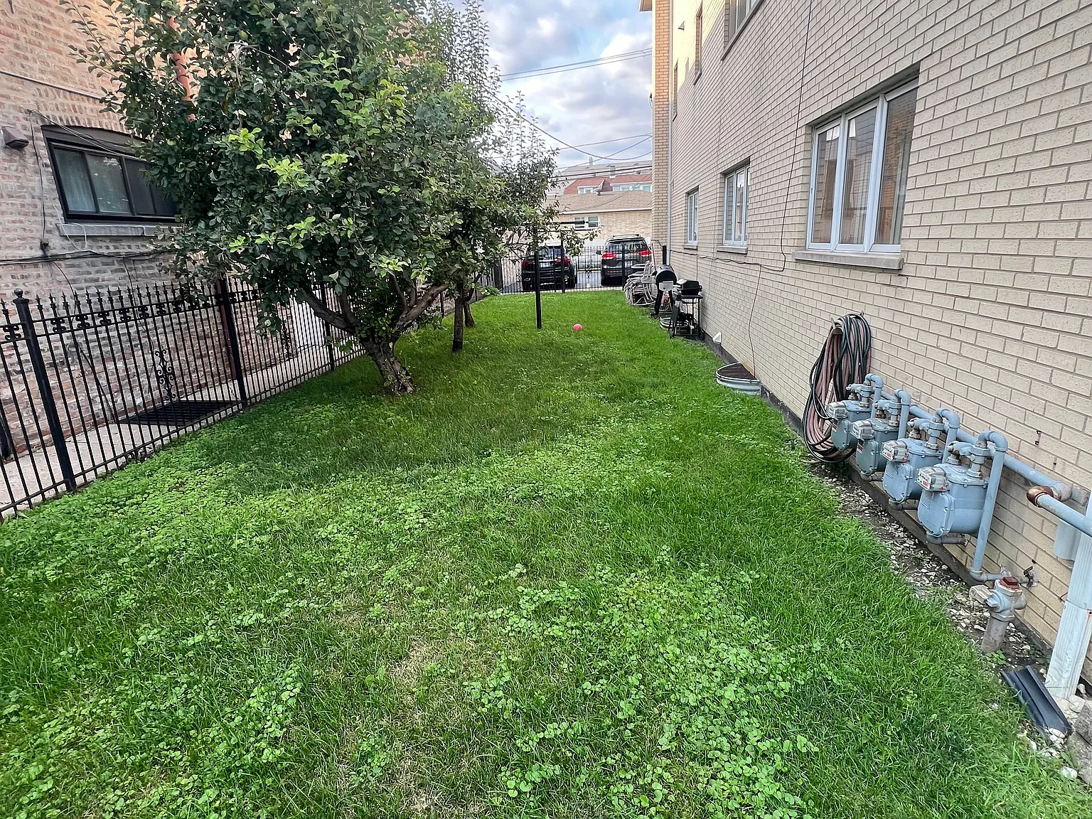 3 bed, 1500 sqft, $1,900 — Photo 3