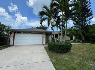 1056 Topsail Ln, Sebastian, FL 32958