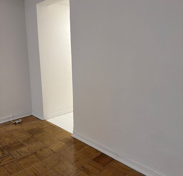 1st image of 108 E 38th St APT 209