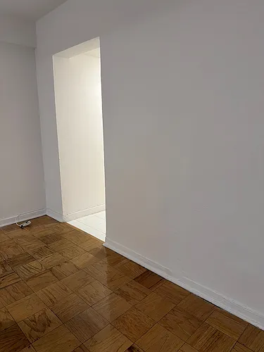 108 E 38th St #209 Photo 1