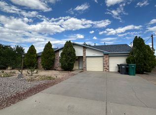1454 33rd Cir SE, Corrales, NM 87124