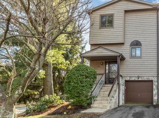 801 Alpine Trl, Neptune, NJ 07753