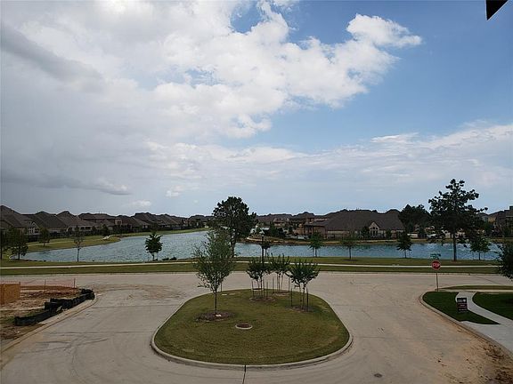 5th image of 20410 Dylan Landing Cir