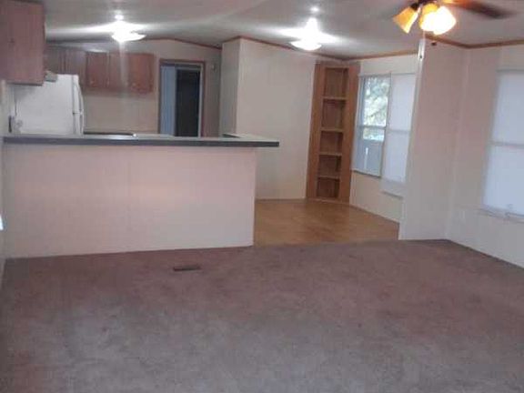 3rd image of 312 Jena Ave
