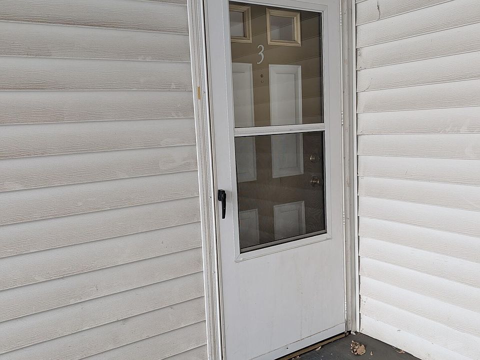 1st image of 205 Elm St