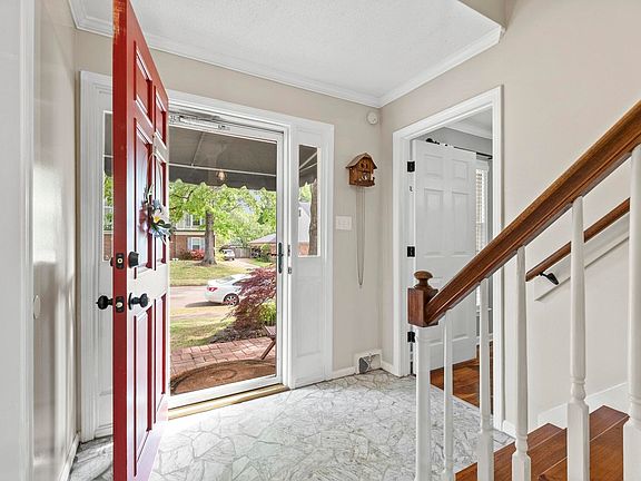 3rd image of 6972 Bent Creek Dr
