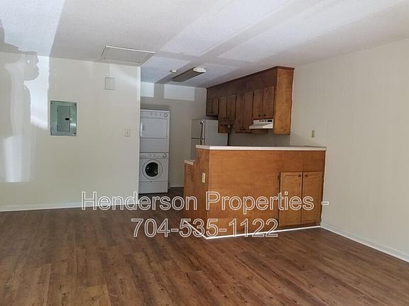 5th image of 1442 Riverview Rd APT 104