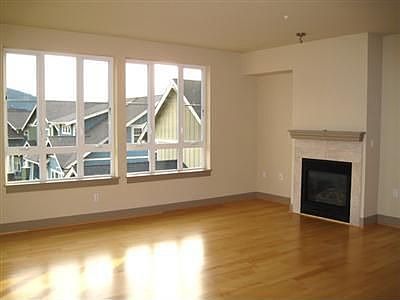 1st image of 1840 25th Ave NE APT 214