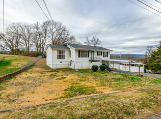 707 Bronson St, Rossville, GA 30741