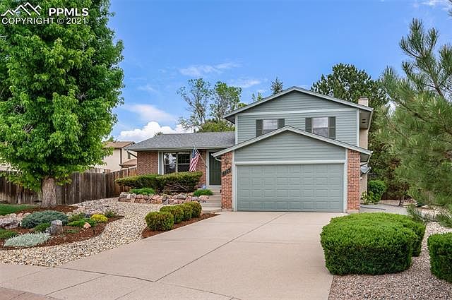 1st image of 8115 Helm Ct