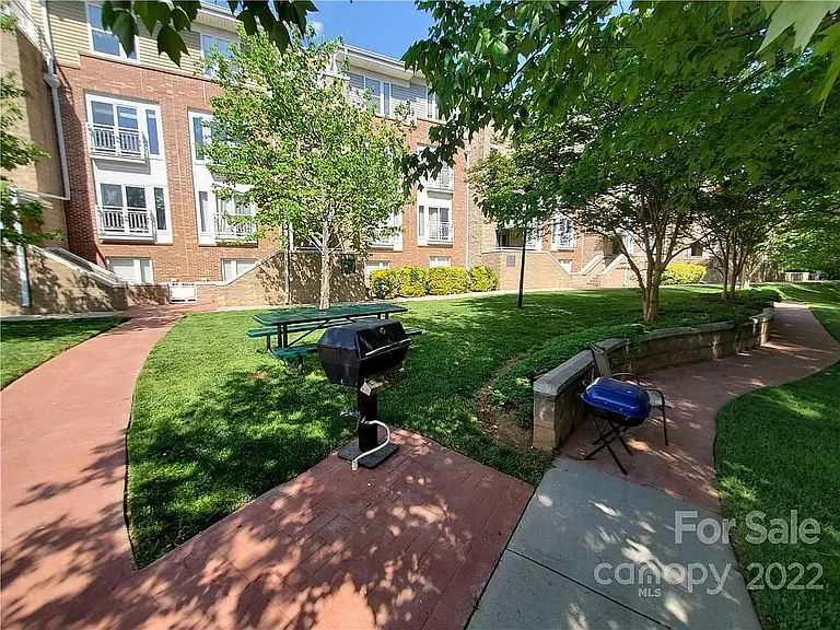 3953 Picasso Ct #3953 — Photo 8