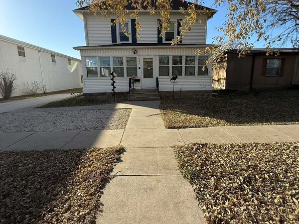 205 Pearl St, Aurelia, IA 51005