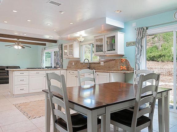 3rd image of 3952 N Verde Vista Dr