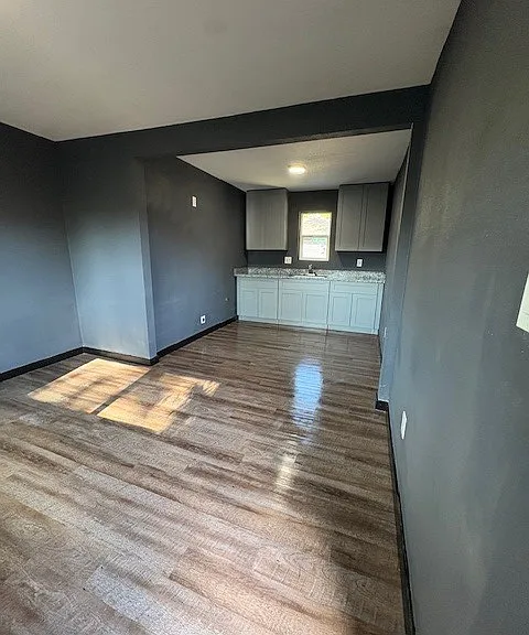 9407 Sandra St — Photo 15