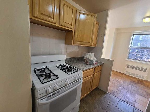 5th image of 630 Ocean Ave APT 2H