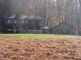 909 Outback Dr, Ronda, NC 28670