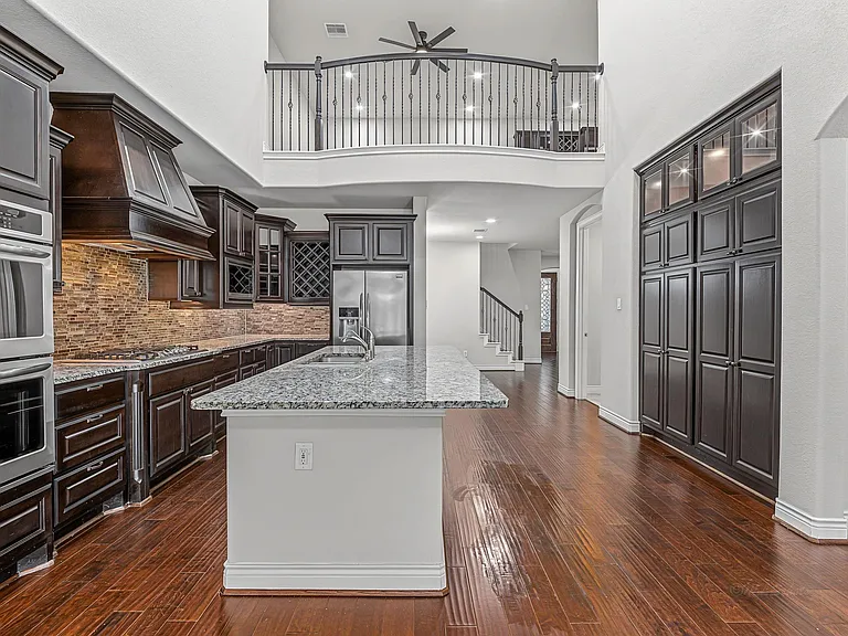 24227 Peralta Glen Ln — Photo 2