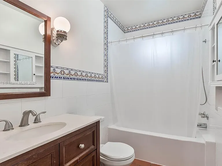 1769 SW 24th Ter — Photo 19