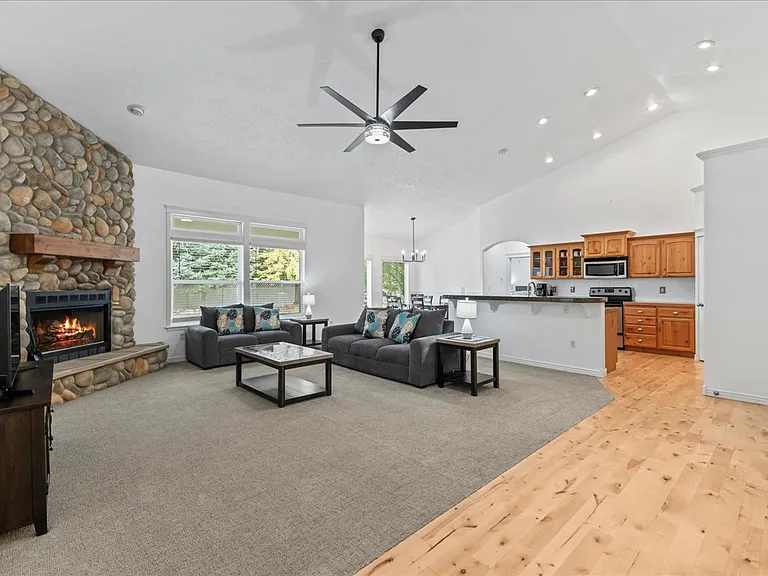 2544 W Teano Dr — Photo 24
