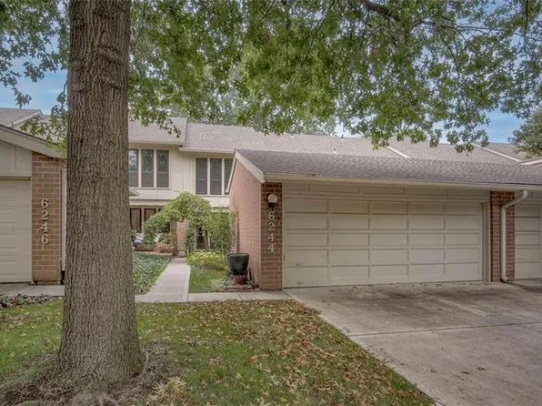 6244 Ash St, Mission, KS 66205