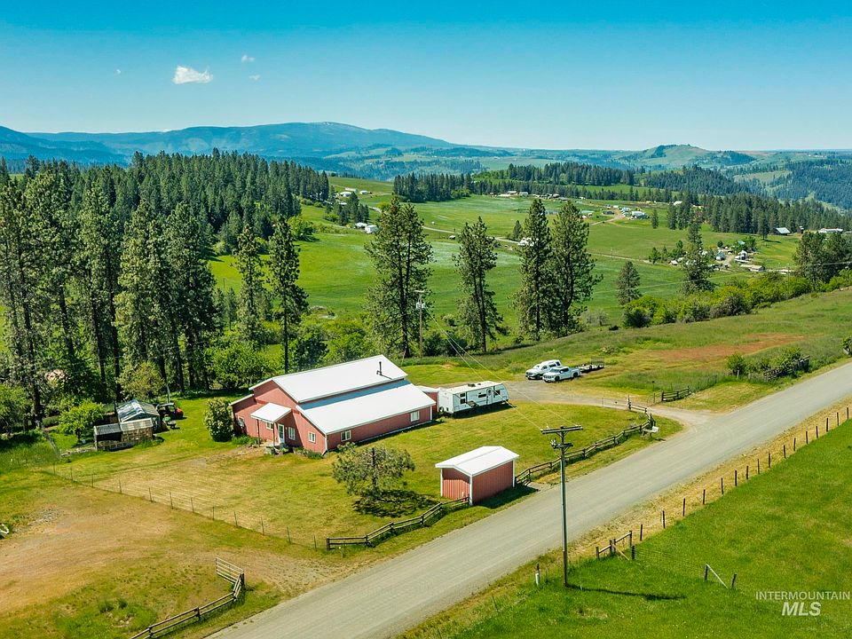 1st image of 680 Pleasant Valley Rd