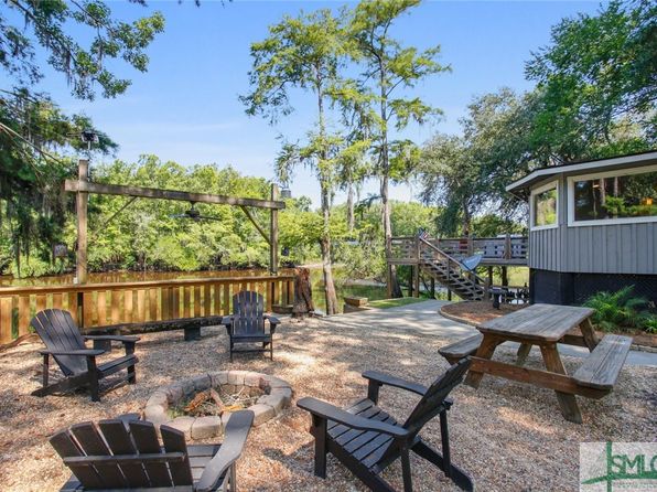 110 Yarbrough Landing Rd, Bloomingdale, GA 31302