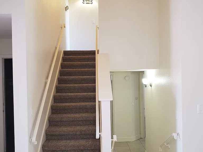 3637 W Angela Dr — Photo 8