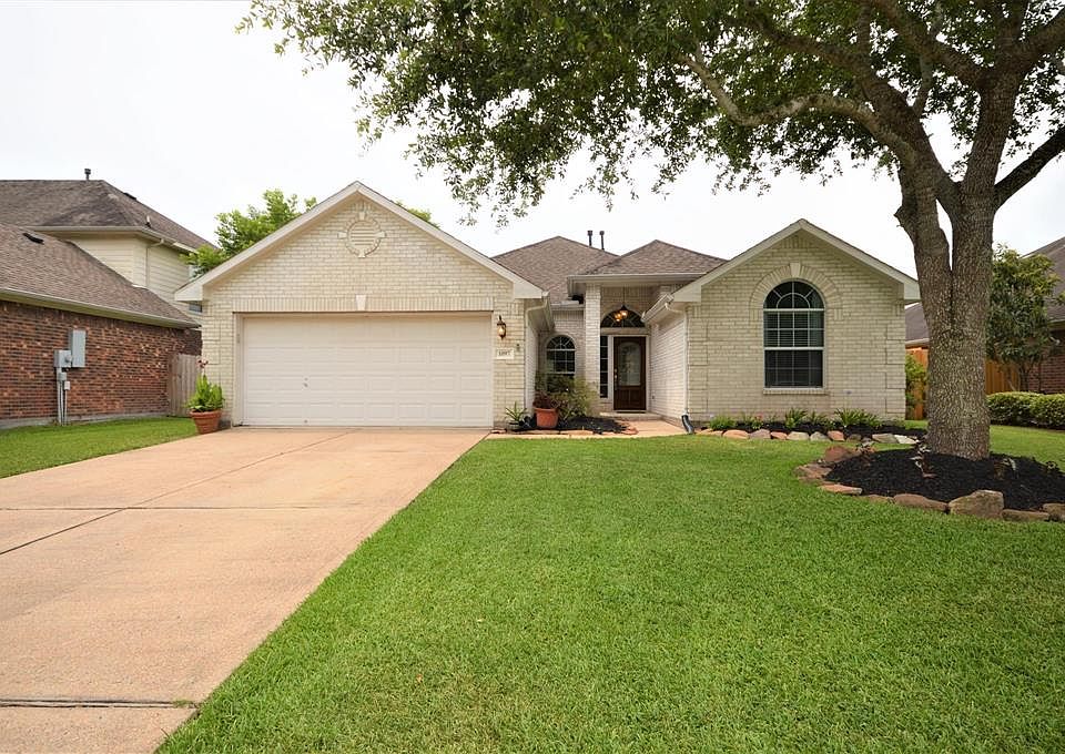1st image of 1097 Elizabeth Ln