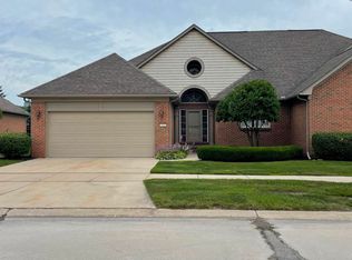 33839 Au Sable Dr, Chesterfield, MI 48047