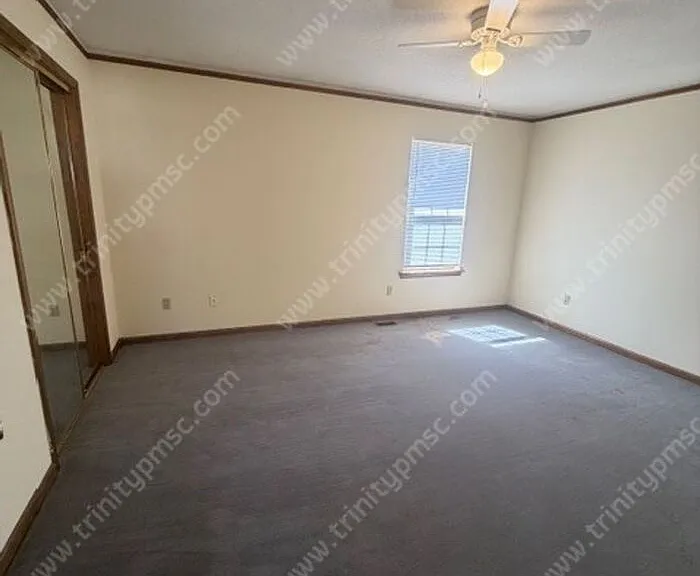 415 Nelson Dr #C — Photo 12