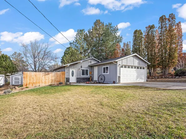475 NE Beverly Dr, Madras, OR 97741