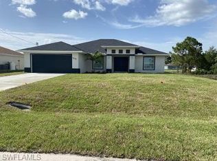 3900 15th St SW, Lehigh Acres, FL 33976