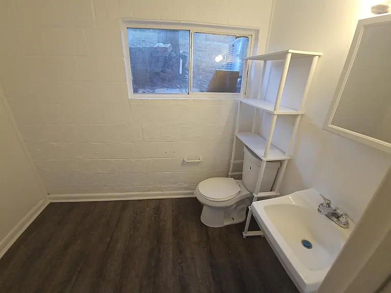 909 Ashland Ave — Photo 25