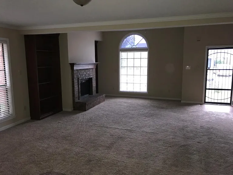 1641 Beaver Trail Dr — Photo 5