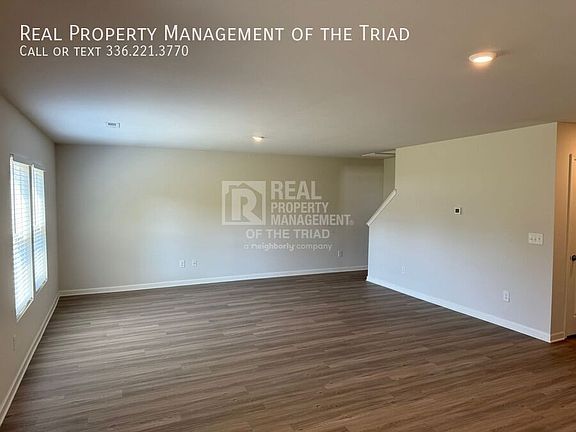 4th image of 4101 Devonwood Ct